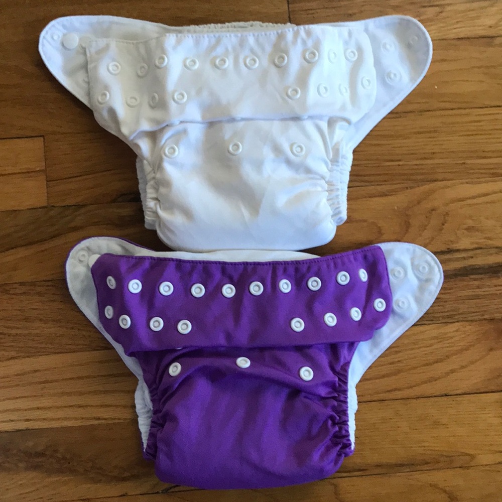 2 pack Alva cloth diaper covers w inserts